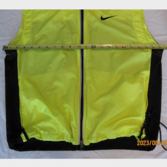 NIKE Running 'Gilet' Vest - M Solar Yellow (Like NEW!!!) 'Unisex' - Picture 6 of 16